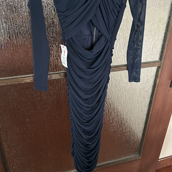 Aliyah Dress in Navy size Medium. NWT - Picture 8 of 13